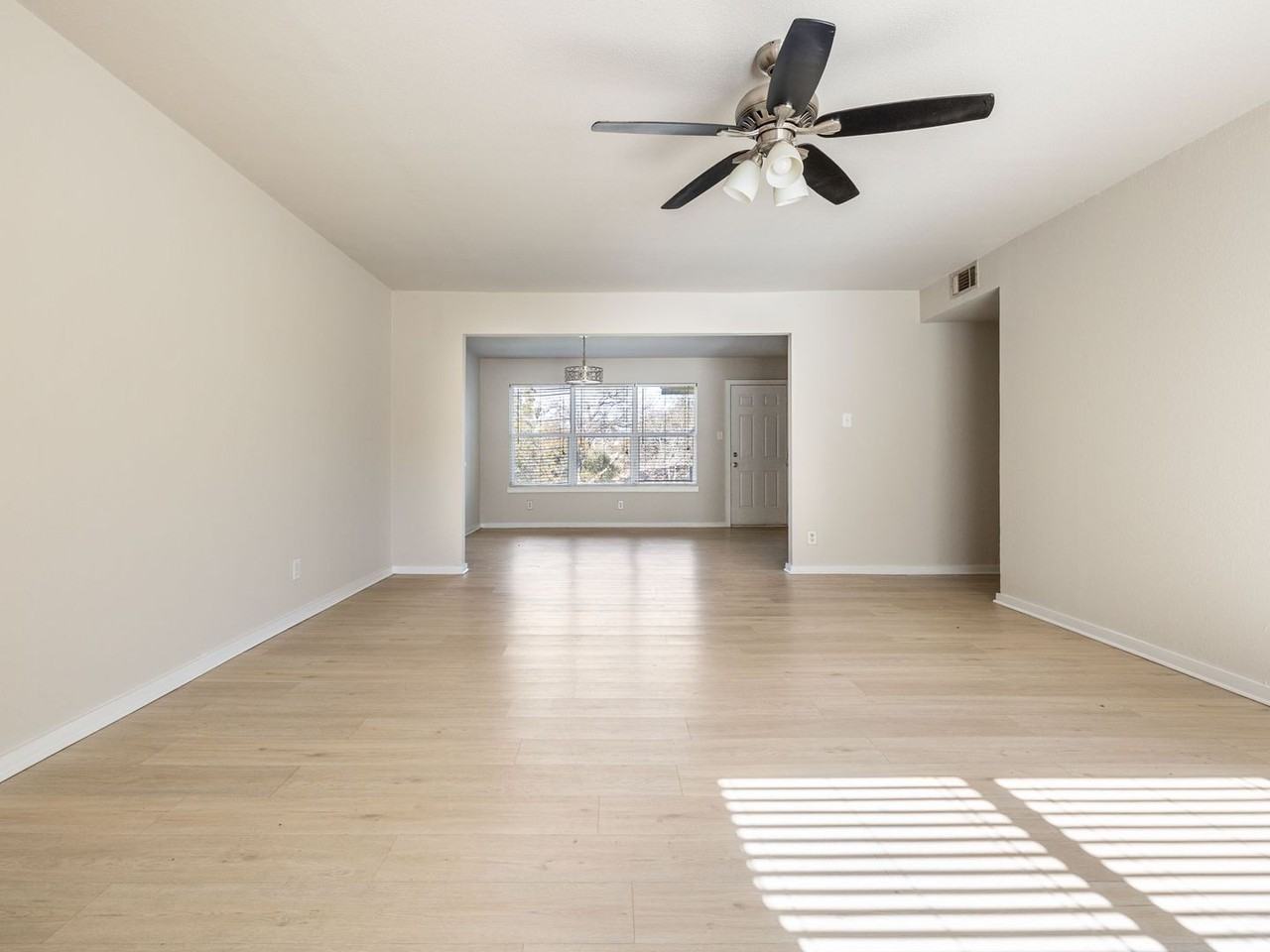 800 Monterrey Place - Photo 5 of 22