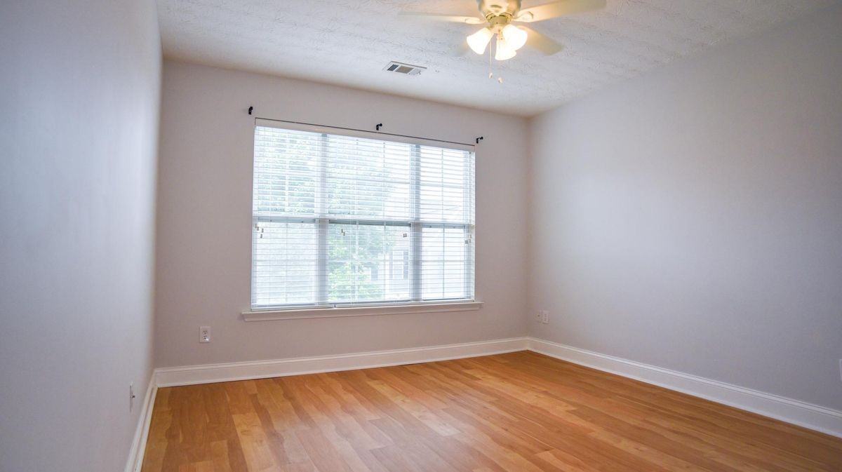 Splashwater Drive - Photo 6 of 35