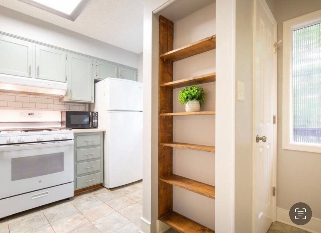 1749 Beechwood Circle South - Photo 2 of 14