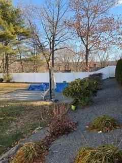 22 Laurel Ln ##2 - Photo 4 of 6