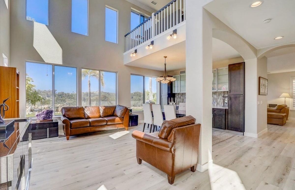 3646 Torrey View Court - Photo 2 of 36