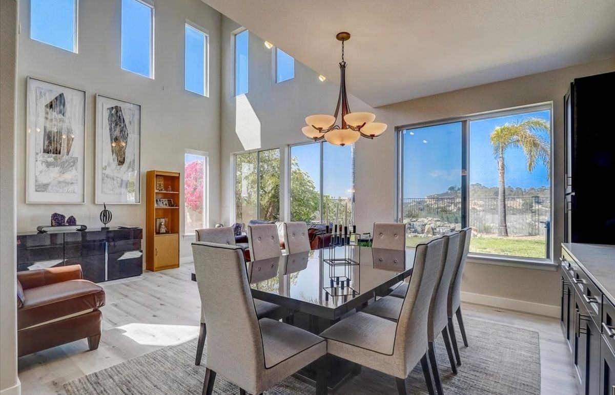 3646 Torrey View Court - Photo 5 of 36