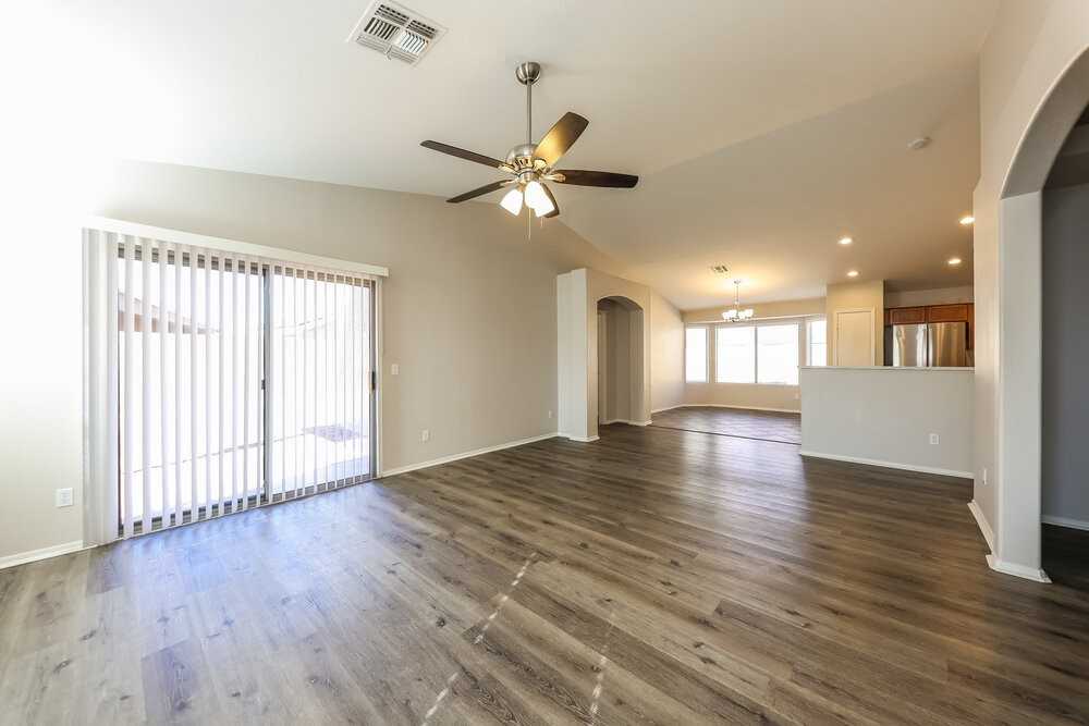 16214 N 162nd Dr - Photo 3 of 16