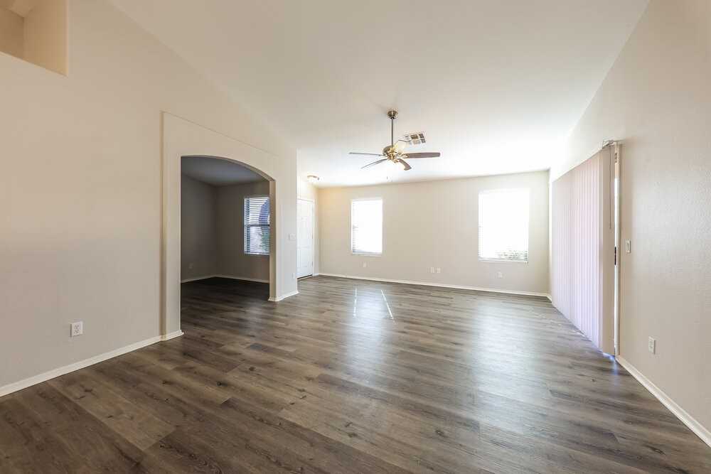 16214 N 162nd Dr - Photo 5 of 16