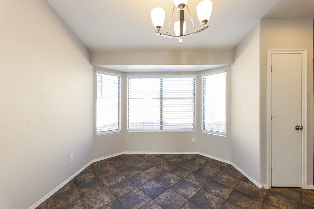 16214 N 162nd Dr - Photo 7 of 16