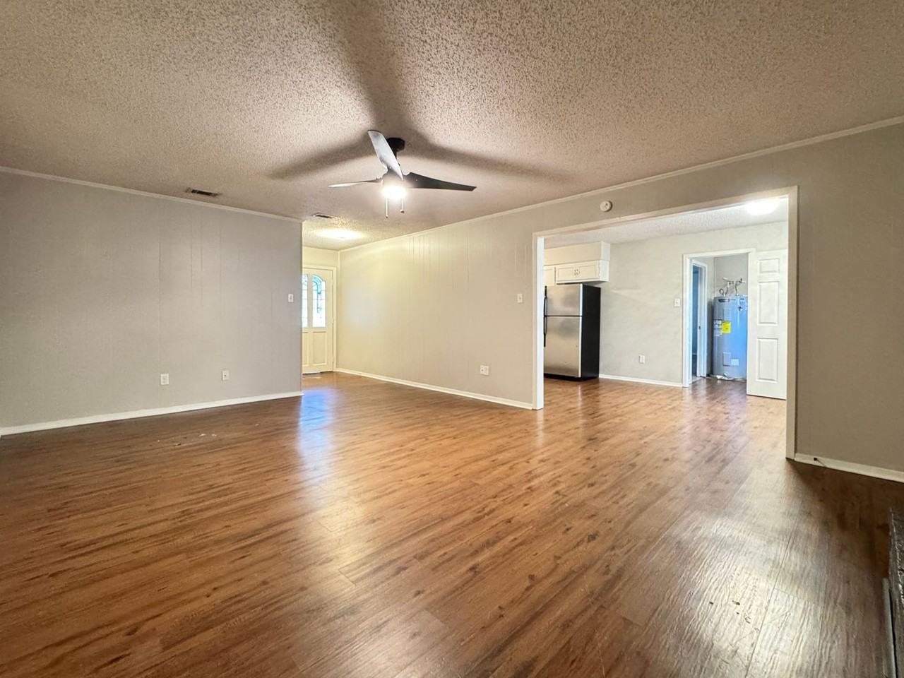 405 Cypress Cir - Photo 6 of 29