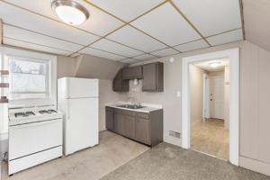 featured image of 117 West Division Street