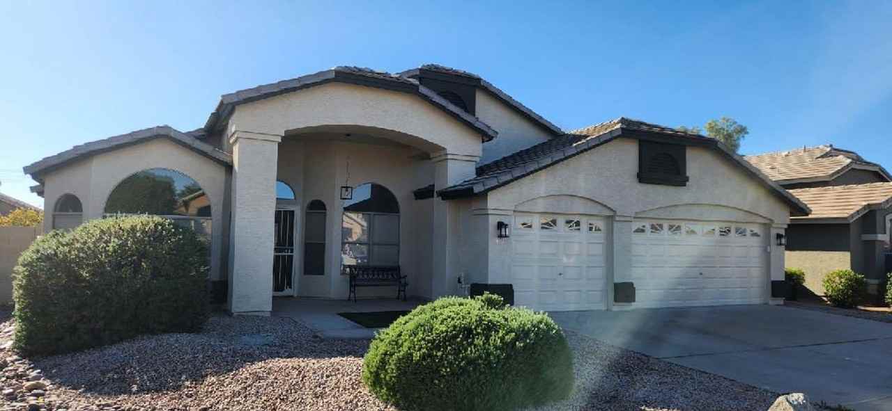 1123 East Constitution Drive