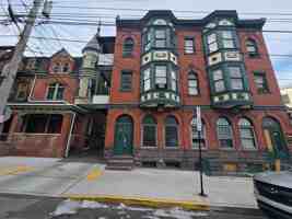 featured image of 809 Linden Street