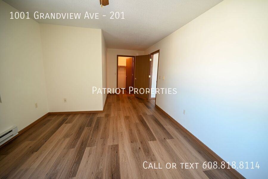 1001 Grandview Ave - Photo 6 of 50