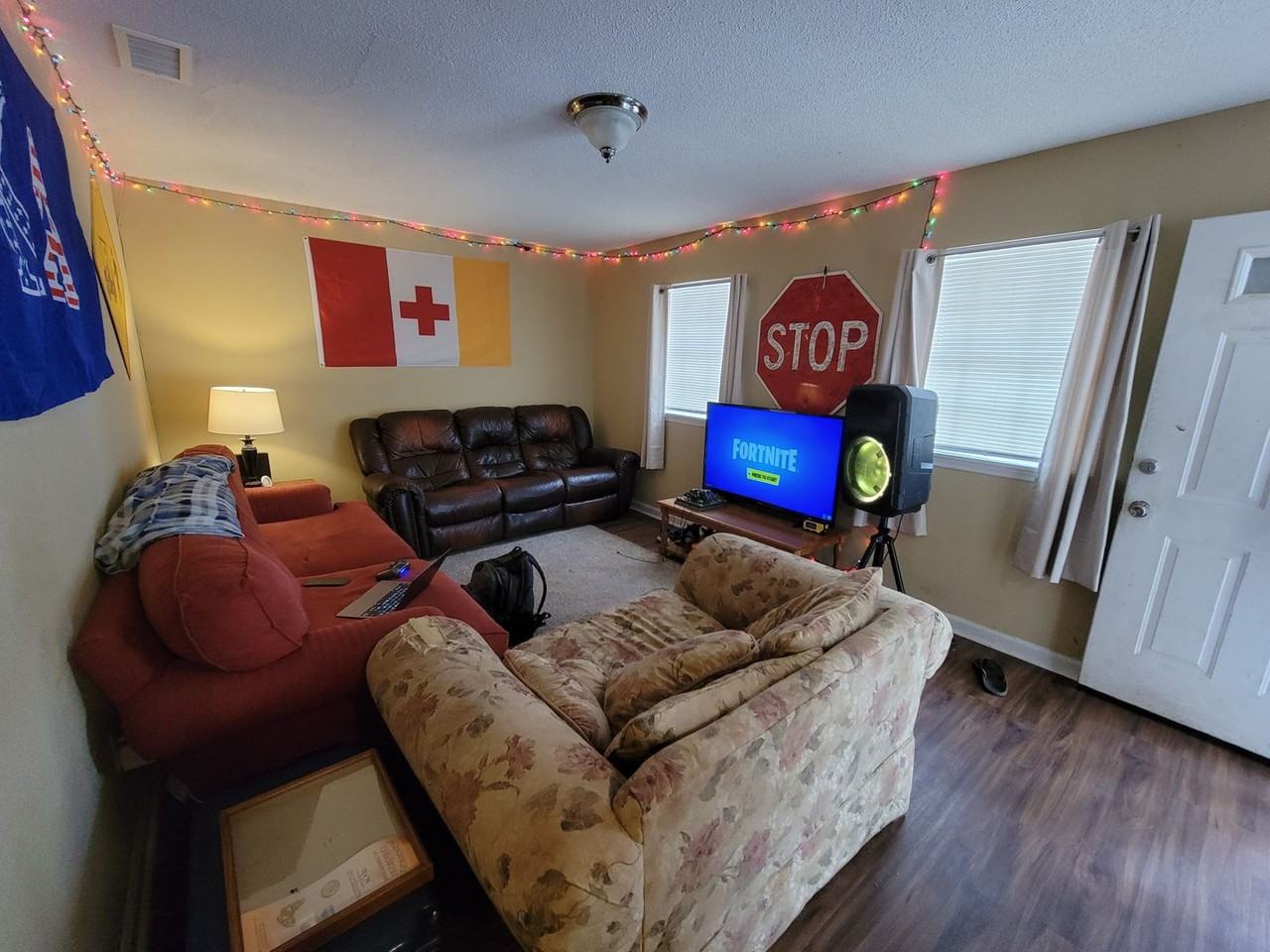 802 Robinhood Road - Photo 3 of 14