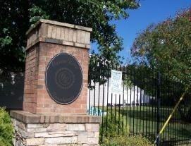 442 White Ingram Parkway - Photo 2 of 6