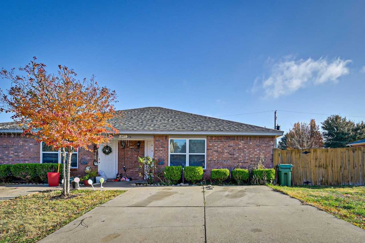 607 Kings Way Dr