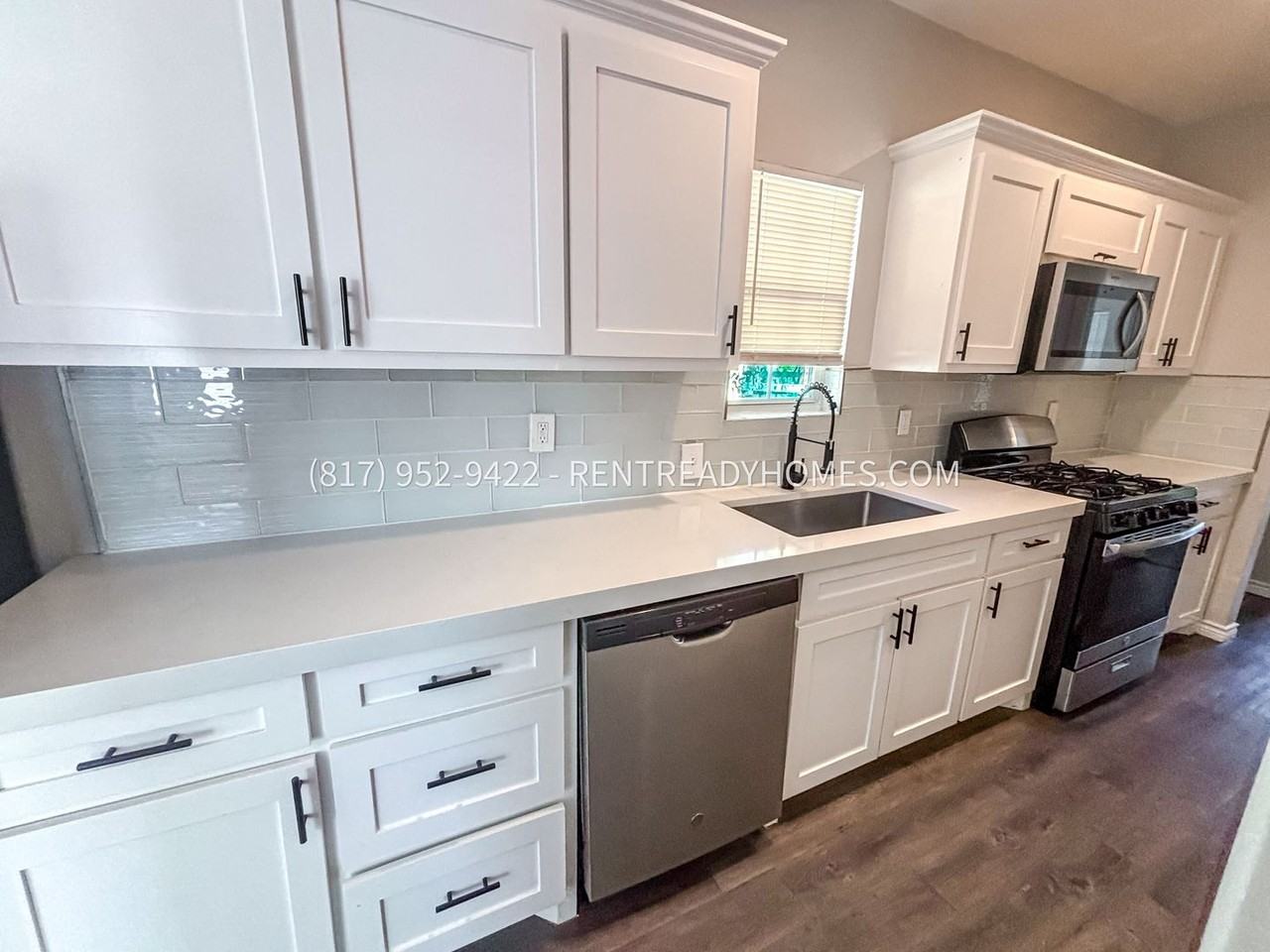 2112 North Calhoun Street - Photo 5 of 13