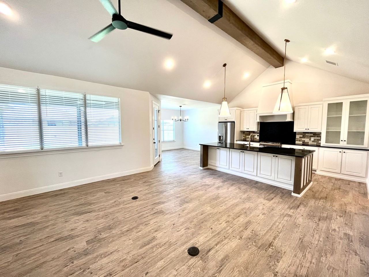 5603 117th St - Photo 3 of 24