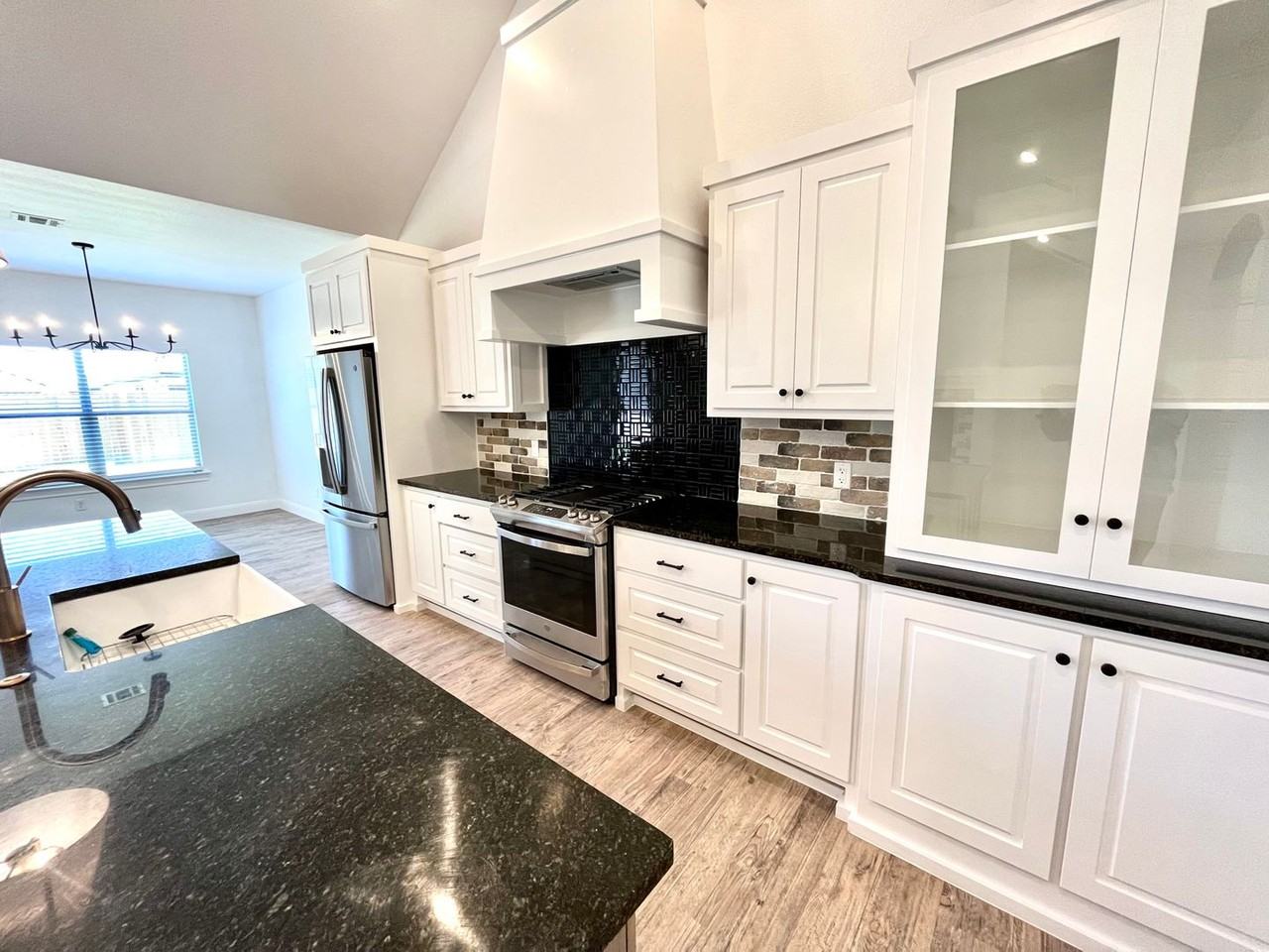 5603 117th St - Photo 7 of 24