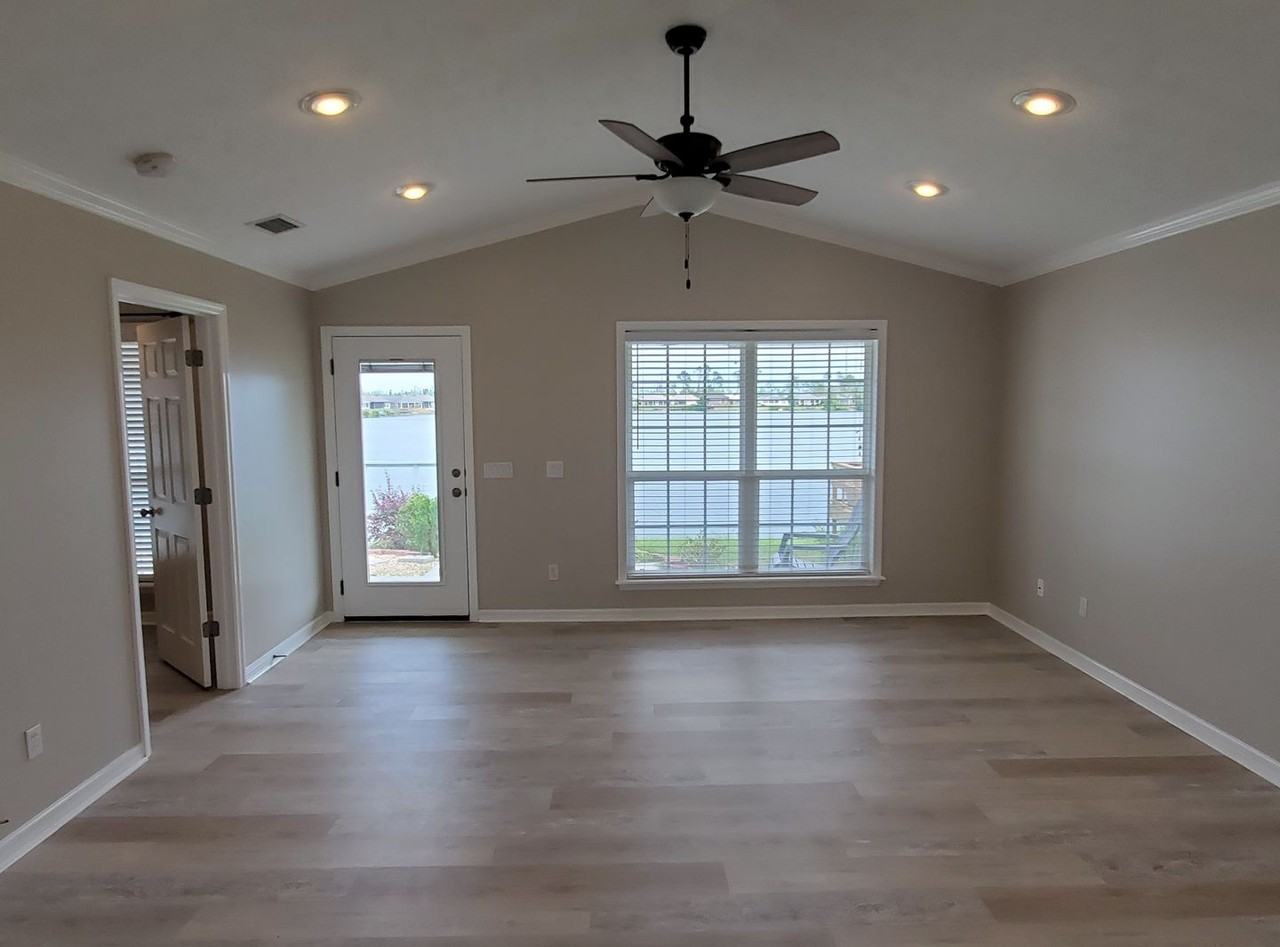 3416 Harrison Ave - Photo 5 of 31