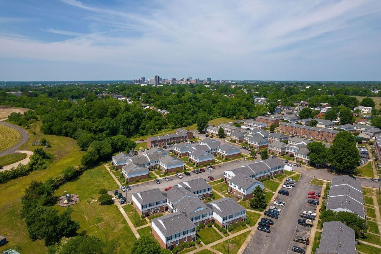 3516 E Richmond Rd - Photo 2 of 21