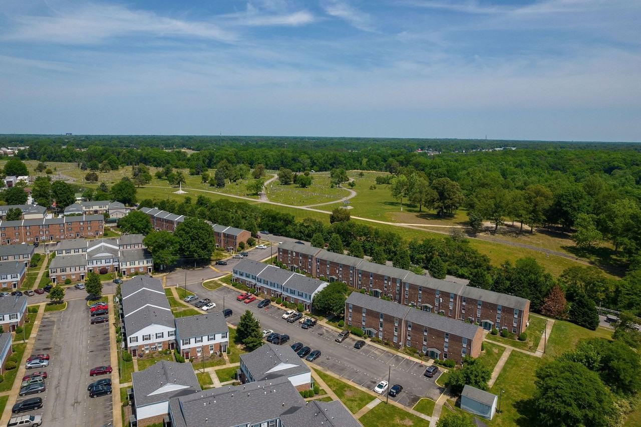 3516 E Richmond Rd - Photo 3 of 21