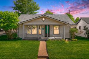 featured image of 3200 S Bannock St