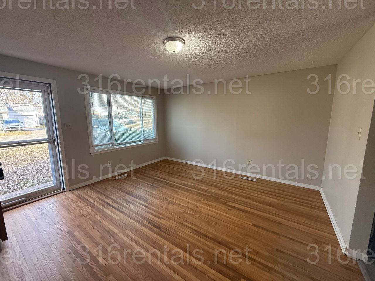 4608 South Sycamore Street - Photo 2 of 11