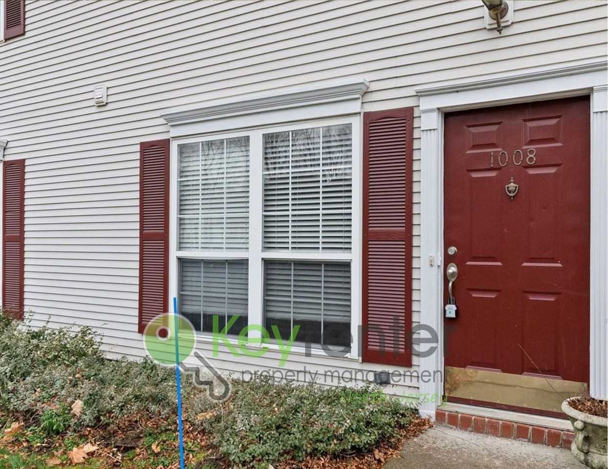 1008 Cumberland Ct - Photo 2 of 22