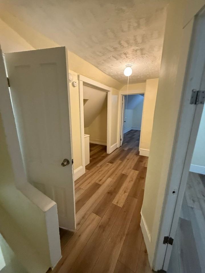 *Friendly Road, LLC 3404 - Photo 2 of 50