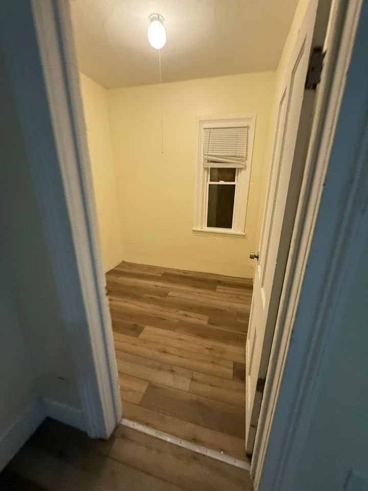 *Friendly Road, LLC 3404 - Photo 3 of 50