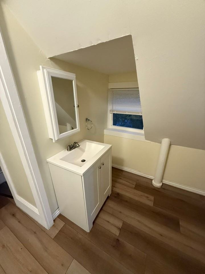 *Friendly Road, LLC 3404 - Photo 5 of 50