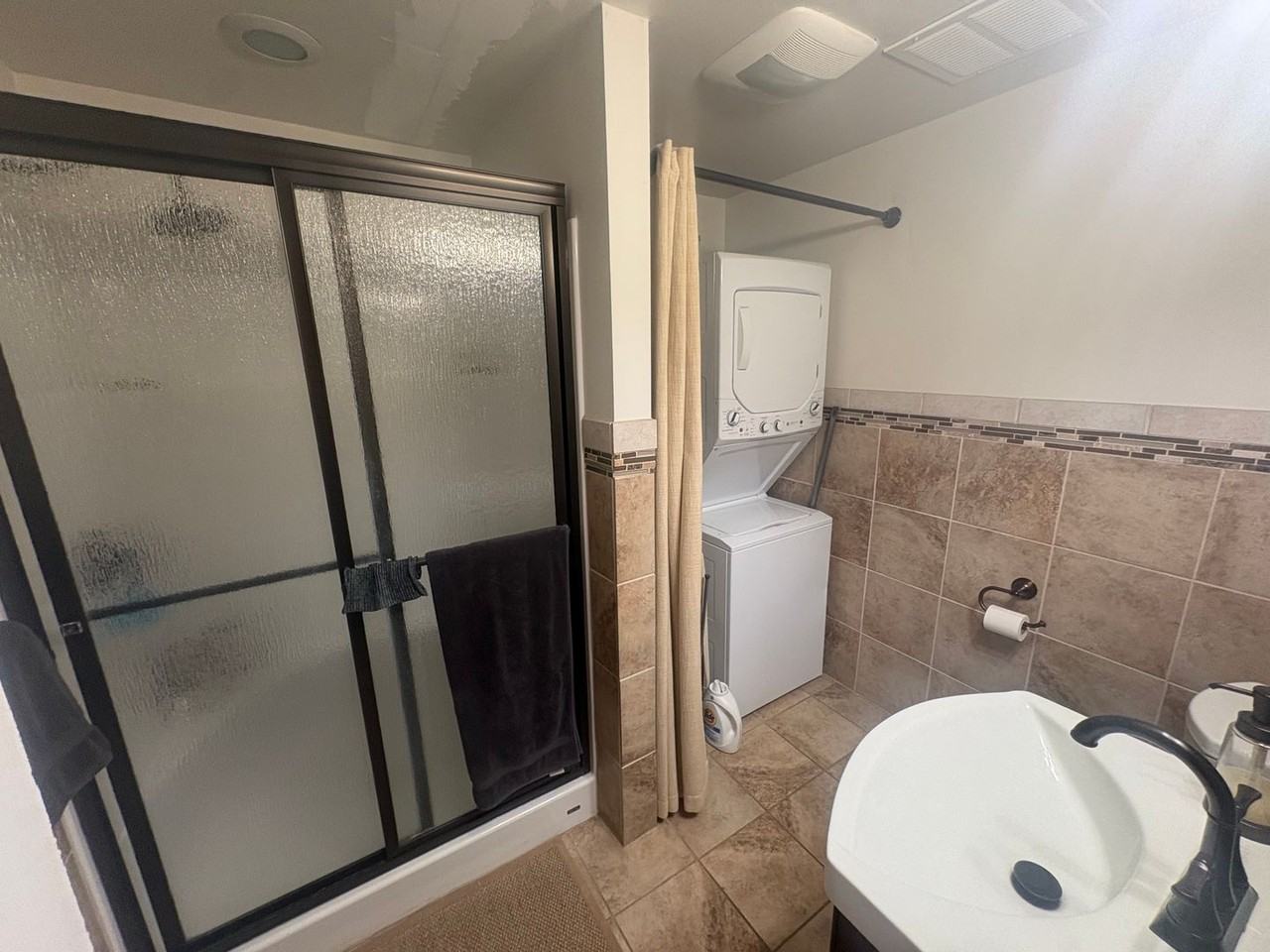 717 Aeronca Rd - Photo 3 of 19