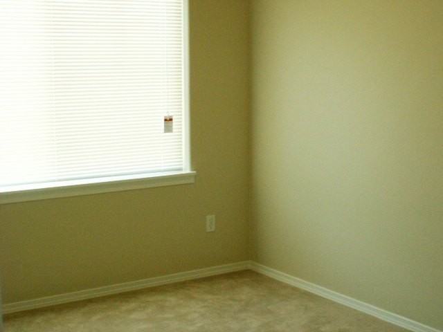 4430 Southeast Redwood Street - Photo 3 of 15