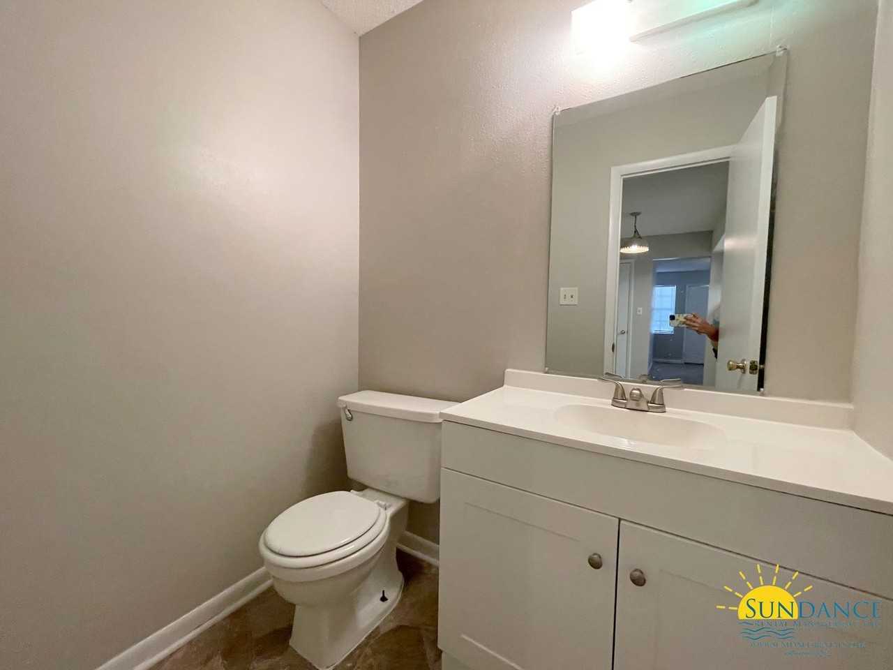 400 Rhonda Kay Ct - Photo 6 of 8