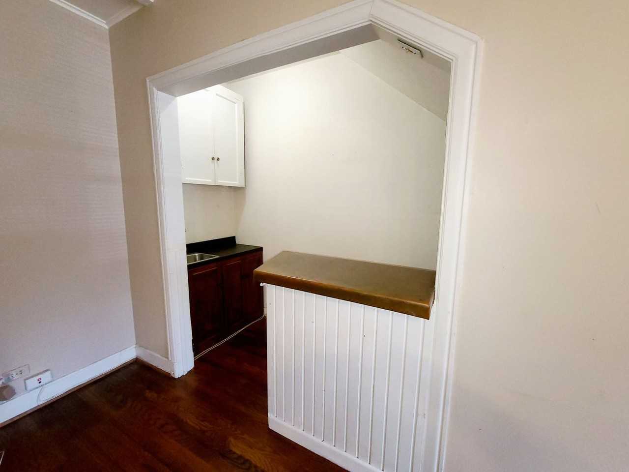 6202 Goliad Avenue - Photo 3 of 5
