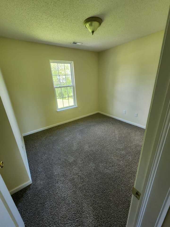 117 Caboose Ct - Photo 7 of 25