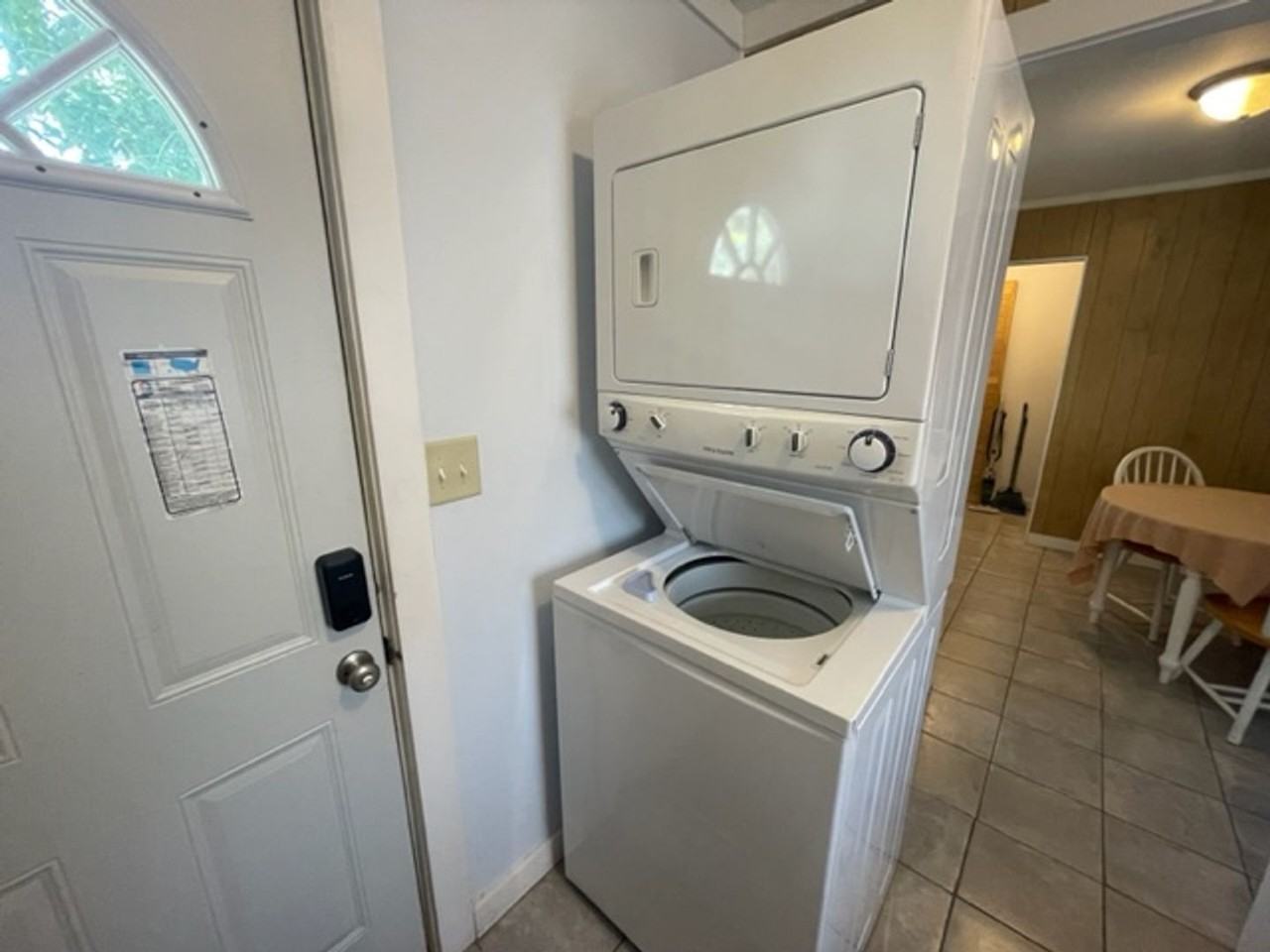 706 Erie Street - Photo 4 of 17