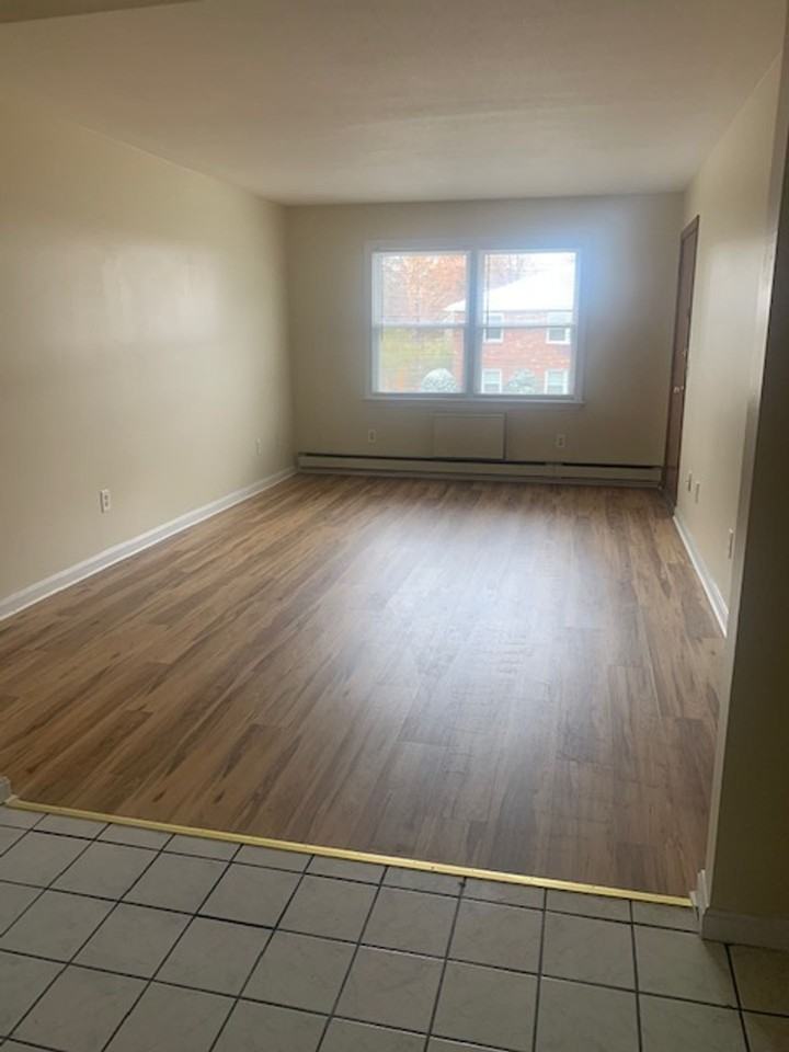 2 Bedroom Units With Heat and Hot Water AND ALL UTILITIES INCLUDED - Photo 7 of 11