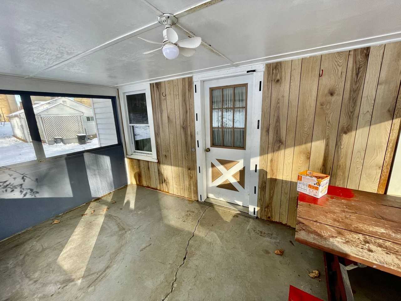 120 Cotter Rd - Photo 4 of 25