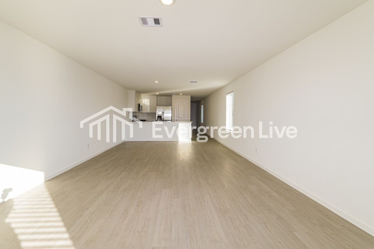 10807 Bird Of Paradise Ln - Photo 3 of 16