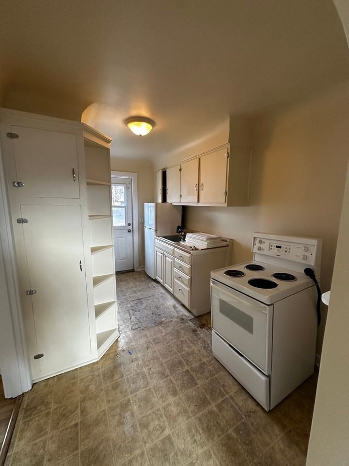 Main Street - Photo 5 of 17