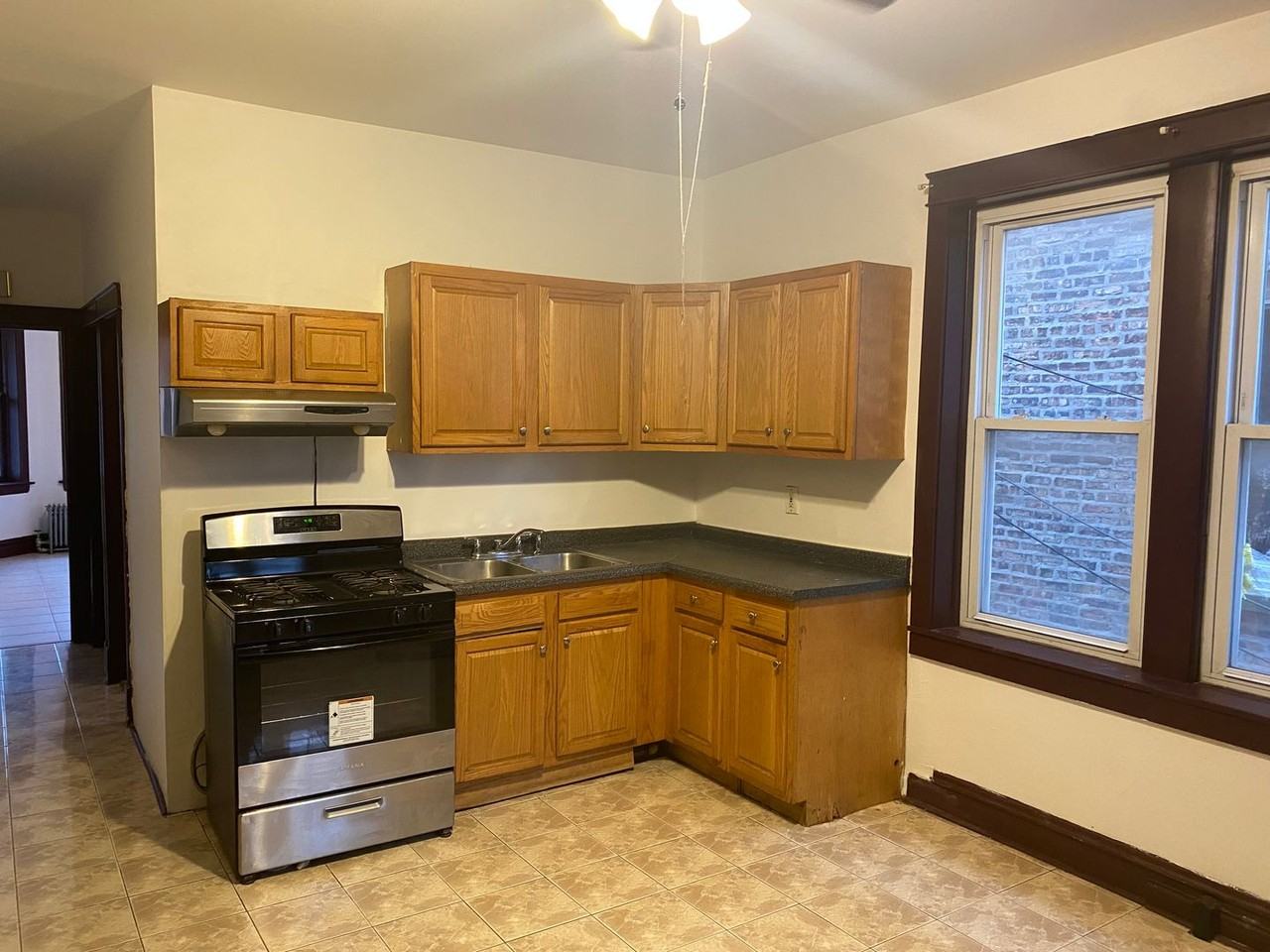 3116 South Kedvale Avenue - Photo 3 of 8