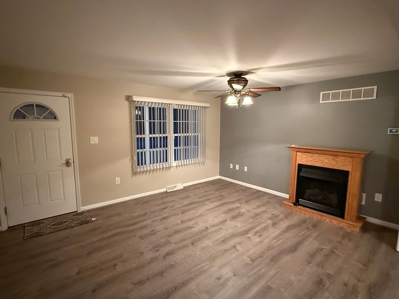 26903 Mission Pl - Photo 4 of 29