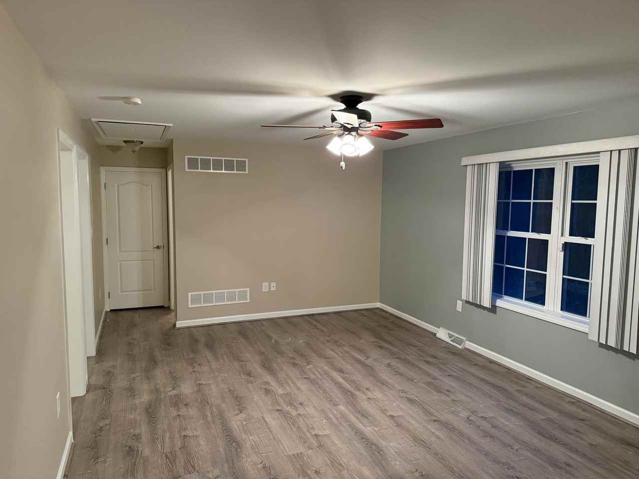 26903 Mission Pl - Photo 7 of 29