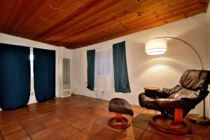 featured image of 142 Duran Street