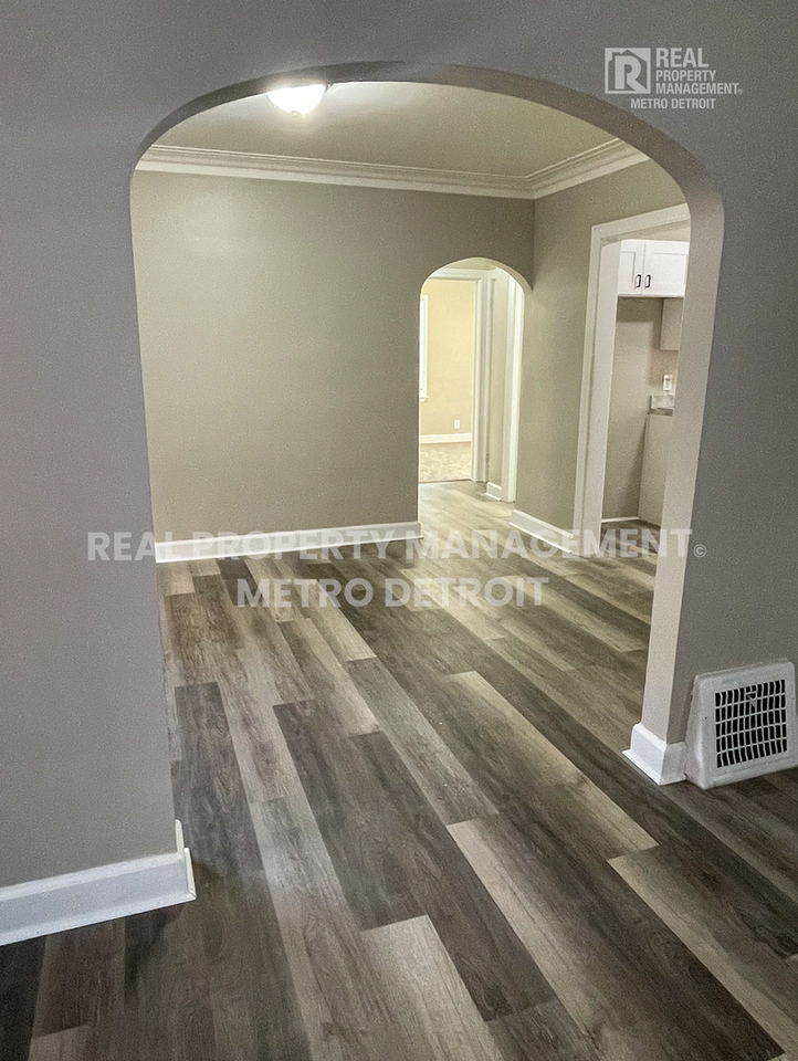 16210 Ferguson Street - Photo 6 of 28