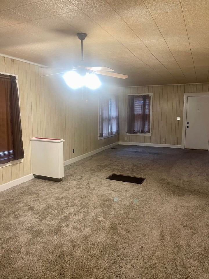 208 South College Avenue - Photo 5 of 5