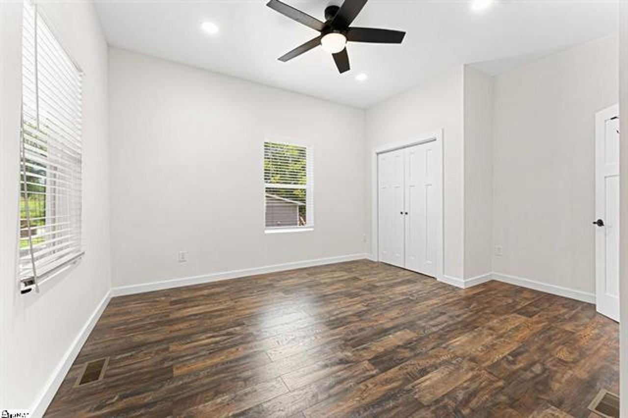 25 E 5th St - Photo 6 of 22