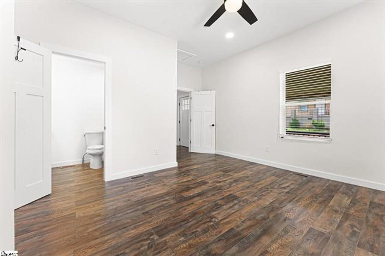 25 E 5th St - Photo 7 of 22