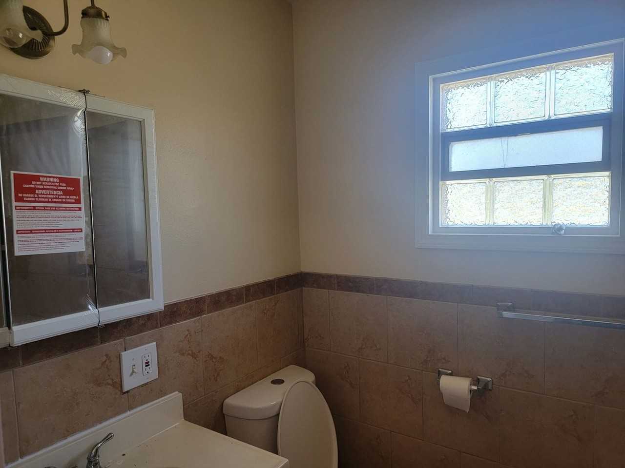 14802 Cooper Avenue - Photo 7 of 8