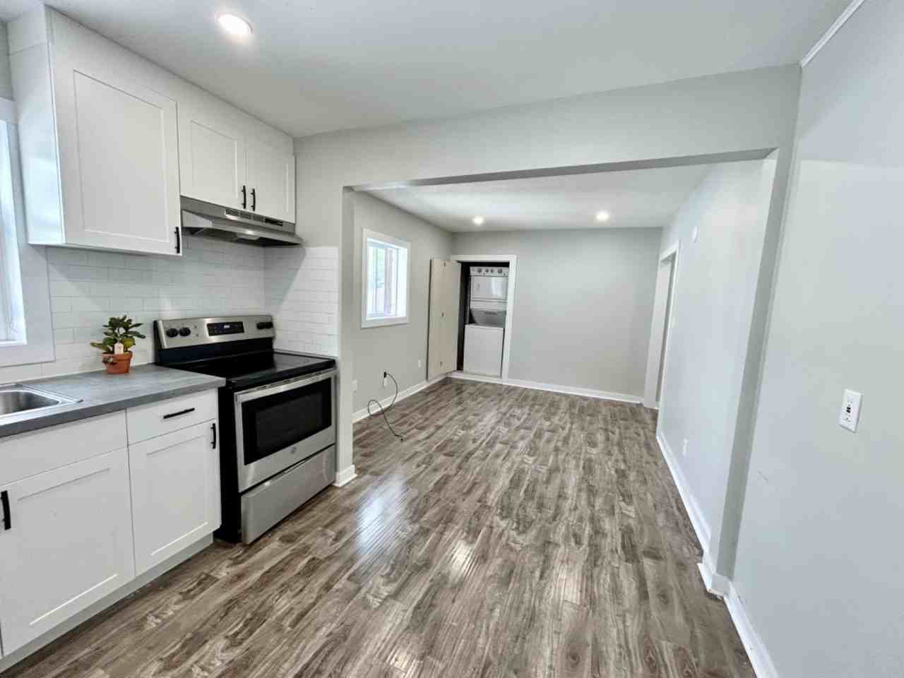 235 Hamilton Road - Photo 4 of 19