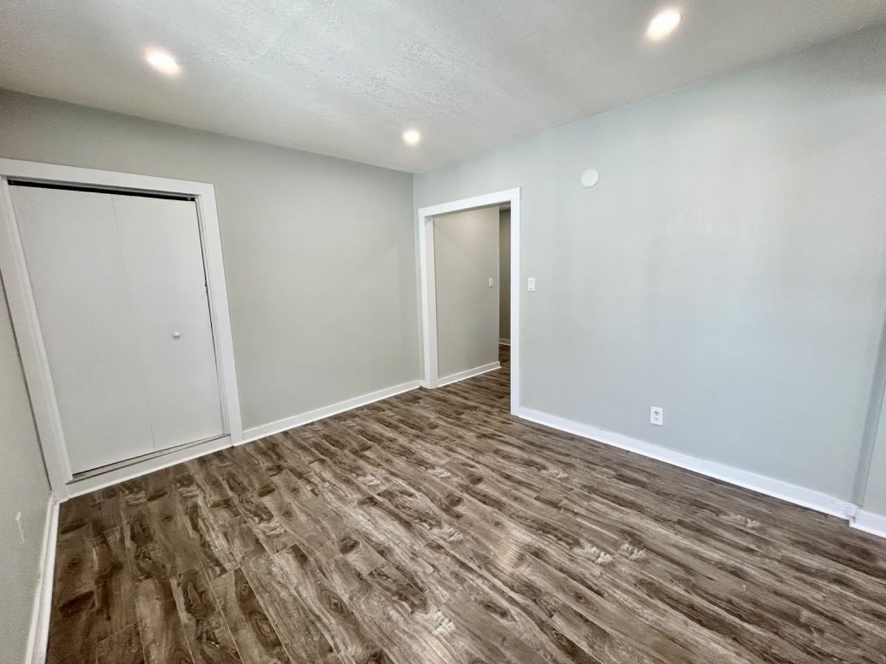 235 Hamilton Road - Photo 6 of 19